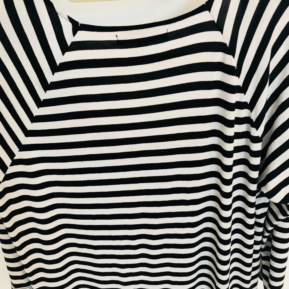 Ellen Tracy Patterned Women Top - Picture 6 of 6
